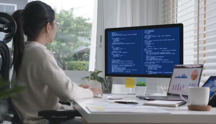 墨玉县企业数字化解决方案:机器学习赋能商业模式升级的核心路径